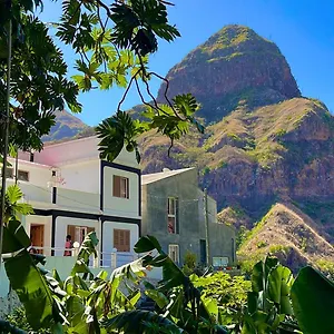 Casa Minga & Tatol Alloggio per agriturismo Ribeira Grande
