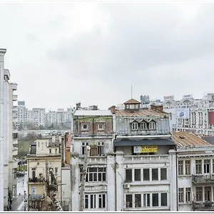 Spacious, Lovely, Bright In The Old Town Appartamento Bucarest